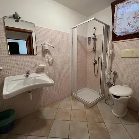 Pm 20 Via Fratelli Kennedy 3* Альгеро