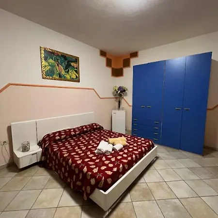 Pm 20 Via Fratelli Kennedy Альгеро