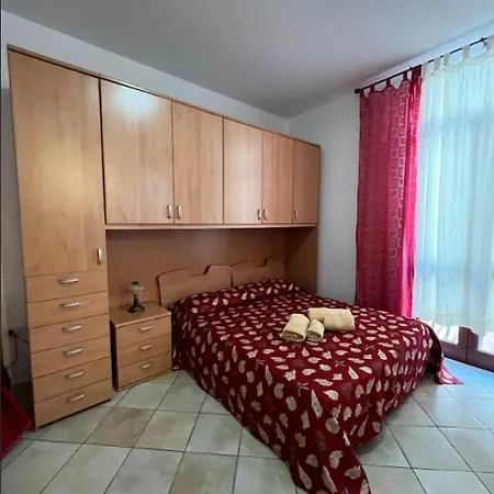 Pm 20 Via Fratelli Kennedy Bed & Breakfast 3*